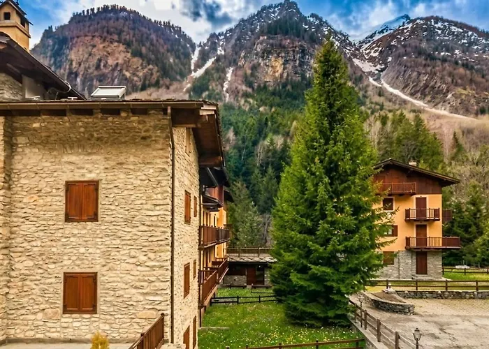 Maison des Alpes giardino e vista montagna